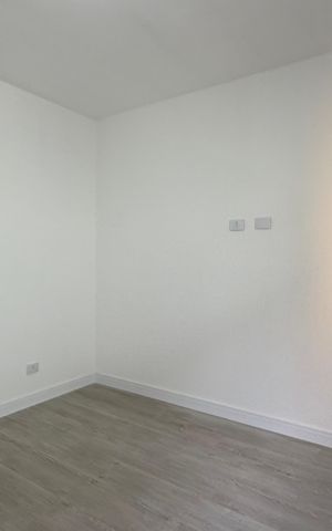 Casa para alugar com 180m², 3 quartos e 2 vagas