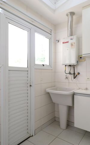 Apartamento à venda com 152m², 3 quartos e 3 vagasÁrea/banheiro de Serviço