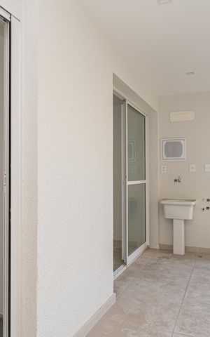 Apartamento para alugar com 37m², 1 quarto e sem vaga Apartamento para alugar com 37m², 1 quarto e sem vagaVaranda do Quarto e da Suíte
