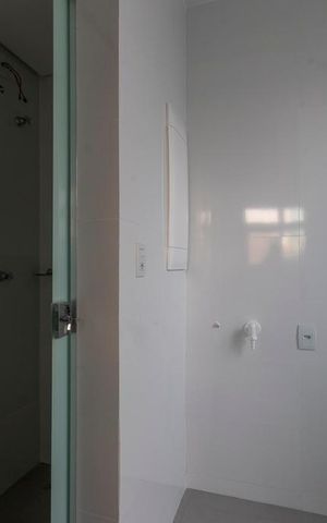 Apartamento à venda com 87m², 3 quartos e 3 vagas Apartamento à venda com 87m², 3 quartos e 3 vagasÁrea de Serviço