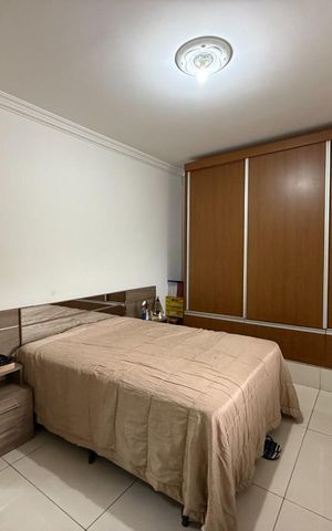 Casa à venda com 550m², 4 quartos e 8 vagas Casa à venda com 550m², 4 quartos e 8 vagasQuarto