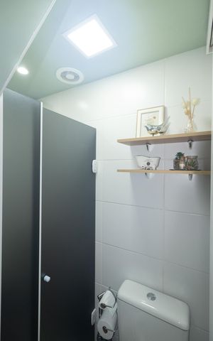 Casa de condomínio à venda com 110m², 2 quartos e 2 vagas Casa de condomínio à venda com 110m², 2 quartos e 2 vagasBanheiro Social