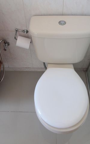 Apartamento para alugar com 140m², 3 quartos e 1 vagaBanheiro da Semi-Suite