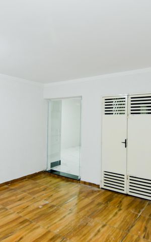 Casa para alugar com 130m², 2 quartos e 2 vagasÁrea de Serviço