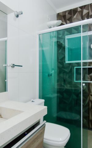 Casa para alugar com 130m², 2 quartos e 2 vagasBanheiro Social
