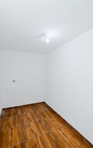Casa para alugar com 130m², 2 quartos e 2 vagasQuarto de Serviço