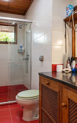 Casa de condomínio para alugar com 350m², 2 quartos e 1 vaga Casa de condomínio para alugar com 350m², 2 quartos e 1 vagaBanheiro social