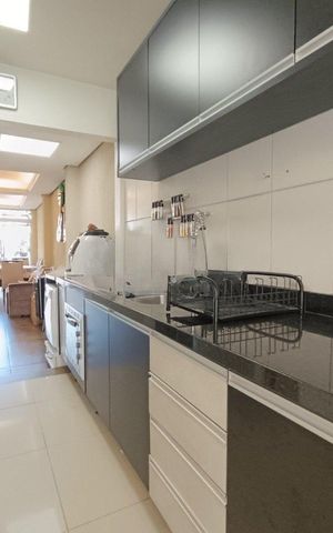 Casa à venda com 135m², 2 quartos e 2 vagas Casa à venda com 135m², 2 quartos e 2 vagasCozinha