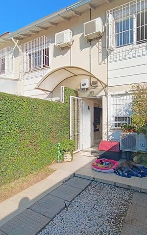 Casa à venda com 135m², 2 quartos e 2 vagas Casa à venda com 135m², 2 quartos e 2 vagasQuintal