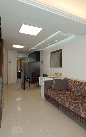 Casa à venda com 135m², 2 quartos e 2 vagas Casa à venda com 135m², 2 quartos e 2 vagasSala
