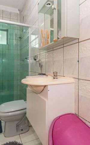 Casa para alugar com 220m², 3 quartos e 3 vagasBanheiro Corredor