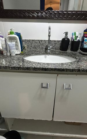 Apartamento à venda com 64m², 2 quartos e 1 vagaBanheiro Social