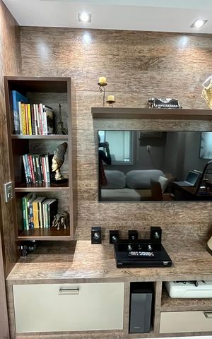 Apartamento à venda com 70m², 2 quartos e 1 vaga Apartamento à venda com 70m², 2 quartos e 1 vagaSala de TV
