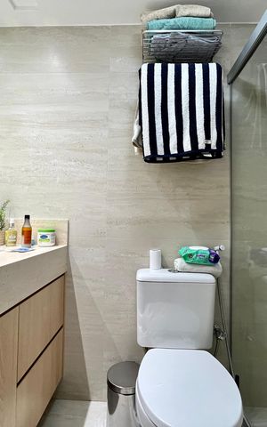 Apartamento à venda com 70m², 2 quartos e 1 vaga Apartamento à venda com 70m², 2 quartos e 1 vagaBanheiro Social