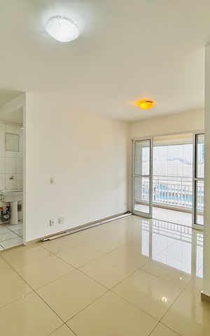 Apartamento para alugar com 65m², 2 quartos e 1 vaga Apartamento para alugar com 65m², 2 quartos e 1 vagaSala