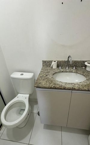 Apartamento à venda com 60m², 2 quartos e 1 vaga Apartamento à venda com 60m², 2 quartos e 1 vagaBanheiro