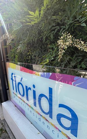 Apartamento à venda com 60m², 2 quartos e 1 vaga Apartamento à venda com 60m², 2 quartos e 1 vagaFachada e portaria