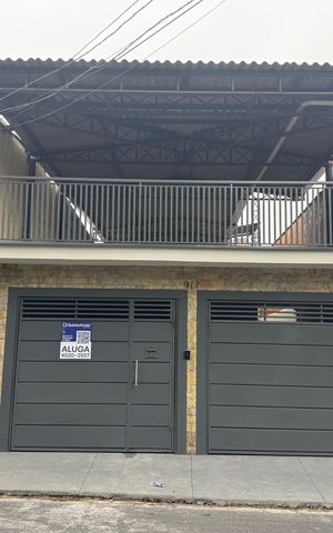 Casa para alugar com 500m², 2 quartos e 3 vagas Casa para alugar com 500m², 2 quartos e 3 vagasFachada com PLACA GRANDE