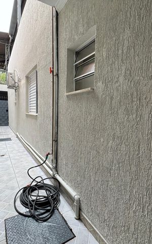 Casa para alugar com 500m², 2 quartos e 3 vagas Casa para alugar com 500m², 2 quartos e 3 vagasCorredor