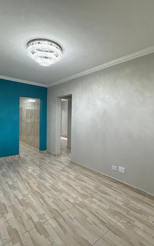 Casa para alugar com 500m², 2 quartos e 3 vagas Casa para alugar com 500m², 2 quartos e 3 vagasSala