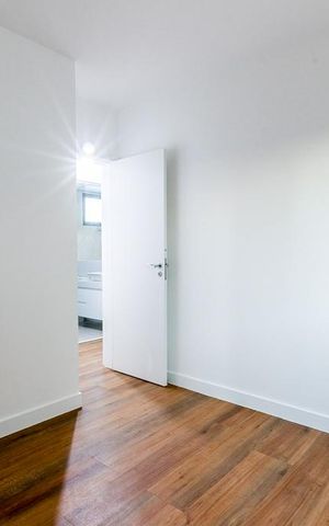 Apartamento à venda com 87m², 3 quartos e 3 vagas Apartamento à venda com 87m², 3 quartos e 3 vagasSuíte 2