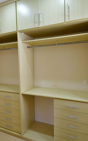 Casa de condomínio à venda com 240m², 4 quartos e 2 vagasQuarto 3 - Suíte Closet