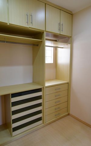 Casa de condomínio à venda com 240m², 4 quartos e 2 vagasQuarto 2 - Suíte Closet