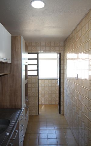 Apartamento para alugar com 71m², 3 quartos e sem vagaCozinha