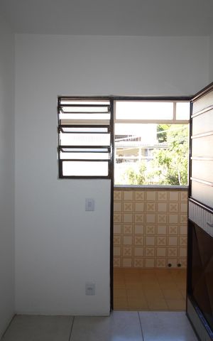 Apartamento para alugar com 71m², 3 quartos e sem vagaQuarto de Serviço