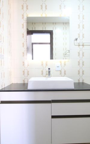 Apartamento para alugar com 71m², 3 quartos e sem vagaBanheiro