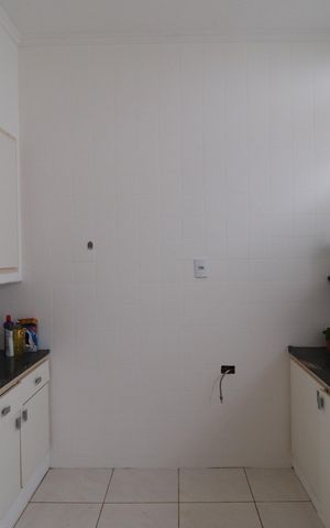 Casa para alugar com 300m², 5 quartos e 5 vagasCozinha 