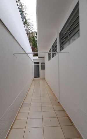 Casa para alugar com 300m², 5 quartos e 5 vagasÁrea de serviço 