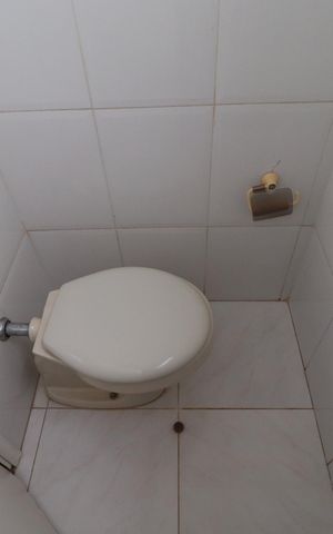 Casa para alugar com 300m², 5 quartos e 5 vagasBanheiro 1