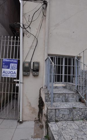 Casa para alugar com 80m², 2 quartos e sem vagaFachada