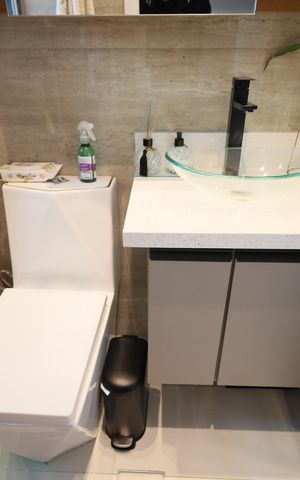 Apartamento à venda com 69m², 2 quartos e 2 vagasBanheiro da Suíte 1