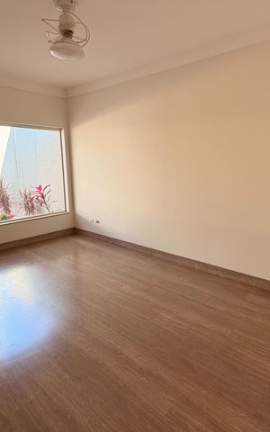 Casa de condomínio para alugar com 221m², 3 quartos e 2 vagas Casa de condomínio para alugar com 221m², 3 quartos e 2 vagasSala