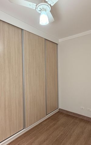 Casa de condomínio para alugar com 221m², 3 quartos e 2 vagas Casa de condomínio para alugar com 221m², 3 quartos e 2 vagasQuarto 1