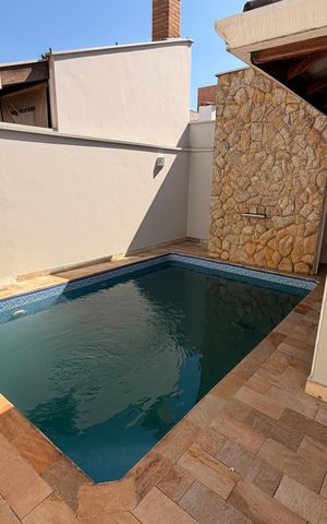Casa de condomínio para alugar com 221m², 3 quartos e 2 vagas Casa de condomínio para alugar com 221m², 3 quartos e 2 vagasPiscina