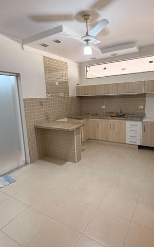 Casa de condomínio para alugar com 221m², 3 quartos e 2 vagas Casa de condomínio para alugar com 221m², 3 quartos e 2 vagasSala de Jantar