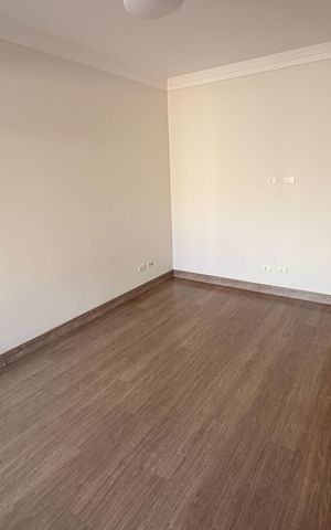 Casa de condomínio para alugar com 221m², 3 quartos e 2 vagas Casa de condomínio para alugar com 221m², 3 quartos e 2 vagasSala