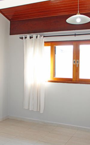 Casa de condomínio para alugar com 1033m², 4 quartos e 6 vagasSala