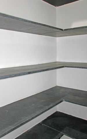 Casa de condomínio para alugar com 1033m², 4 quartos e 6 vagasDespensa