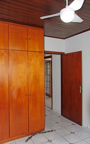 Casa de condomínio para alugar com 1033m², 4 quartos e 6 vagasQuarto 1