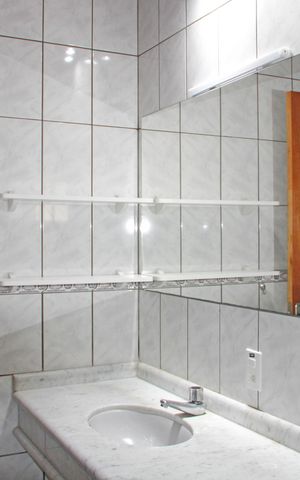 Casa de condomínio para alugar com 1033m², 4 quartos e 6 vagasSuíte Banheiro