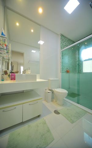 Casa de condomínio à venda com 250m², 3 quartos e 4 vagas Banheiro Suíte 1 