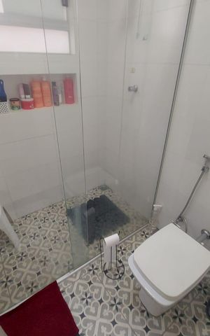 Casa à venda com 341m², 5 quartos e 3 vagas Casa à venda com 341m², 5 quartos e 3 vagasbanheiro 1