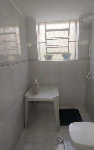 Casa à venda com 341m², 5 quartos e 3 vagas Casa à venda com 341m², 5 quartos e 3 vagasbanheiro 1