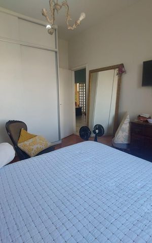 Casa à venda com 341m², 5 quartos e 3 vagas Casa à venda com 341m², 5 quartos e 3 vagasquarto 5