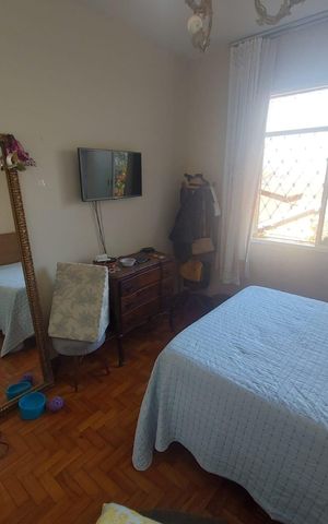 Casa à venda com 341m², 5 quartos e 3 vagas Casa à venda com 341m², 5 quartos e 3 vagasquarto 5