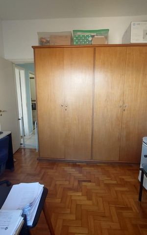 Casa à venda com 341m², 5 quartos e 3 vagas Casa à venda com 341m², 5 quartos e 3 vagasquarto 4